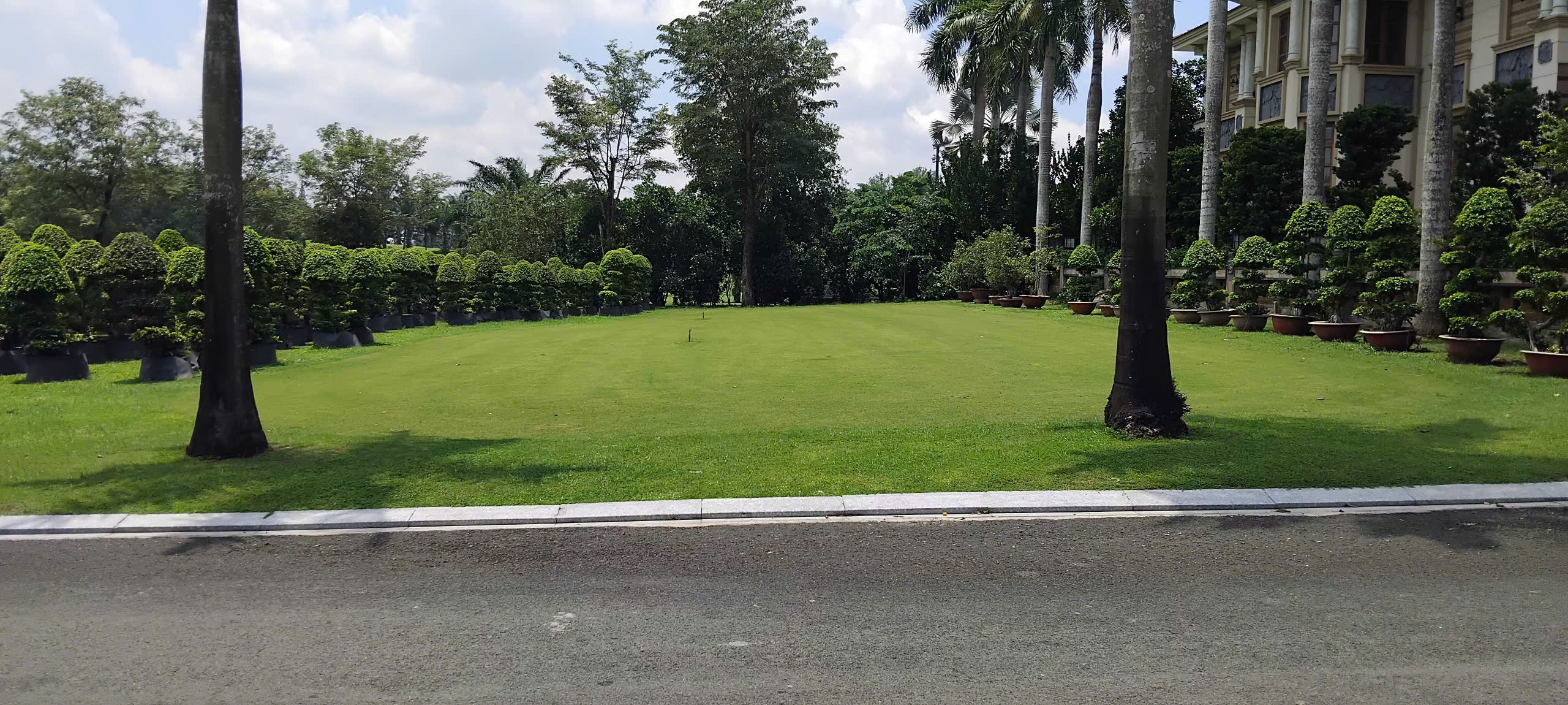 Bán đất trong Sân Golf Long Thành, Đồng Nai. DT: 1650m2. Giá: 18,2 Triệu/m2 